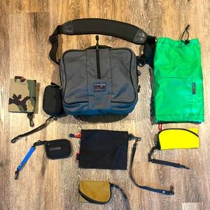 Tom Bhin PILOT Personal item carry-on travel bag/laptop briefcase. W/ extras!!